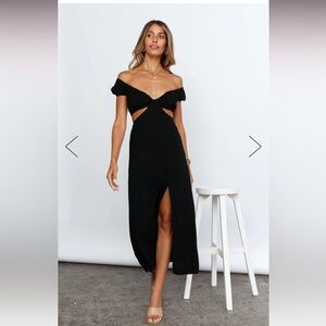 Black cutout maxi dress!